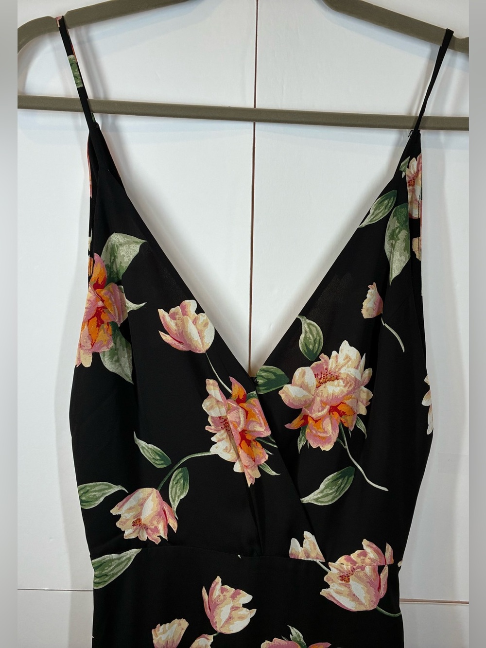 Lush Black Floral Maxi Dress Side Slit V-Neck Low Back Peony Print Size XS - Picture 3 of 8